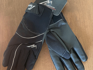 Peak Glove-Fully lined, water resistant, reflective piping on the back of hand, Velcro wrist closure.